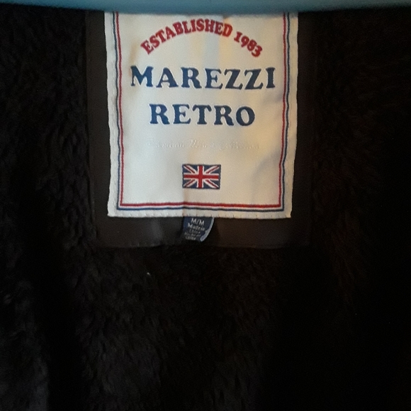 Sweater with hoodie - Picture 5 of 8